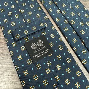 Battistoni Navy w/ Gold & Blue Flower Check Tie